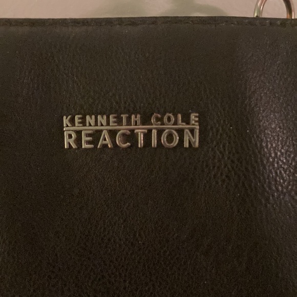 Large Kennith Cole tote - Picture 2 of 9